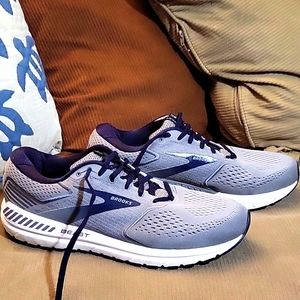 Mens Size 13 Brooks Beast 20